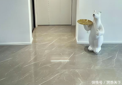 客餐廳裝修,選擇鋪瓷磚還是木地板?過來人說出真實感受